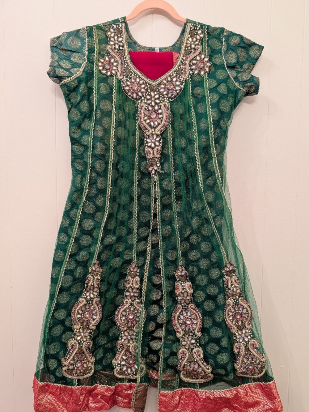 Beautiful Green and Red Indian Chudidar Suit Size Small